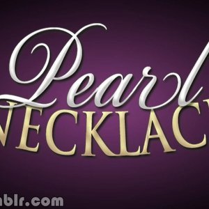 Pearl Necklace image 006