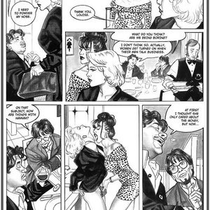 Bitch in Heat 03 image 015