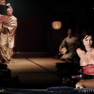 Angelina Jolie image 485