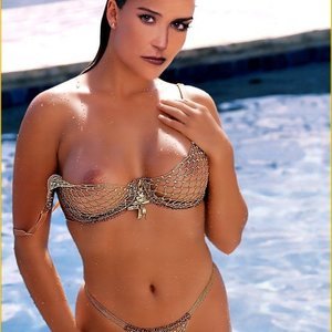 Demi Moore image 076
