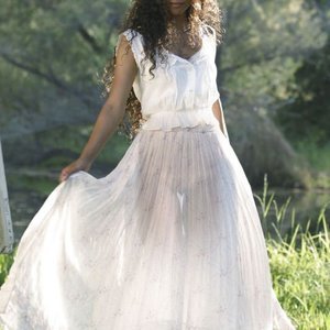 Halle Berry image 026