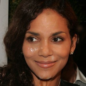 Halle Berry image 029