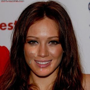 Hilary Duff image 155