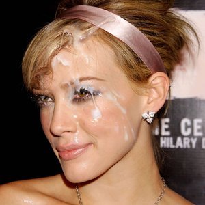 Hilary Duff image 164