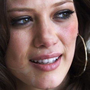 Hilary Duff image 182