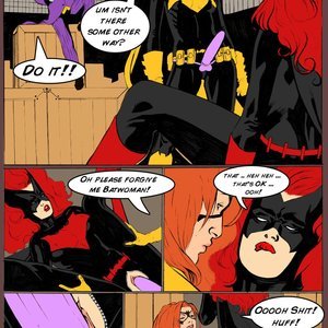 Joker vs Batwoman image 008