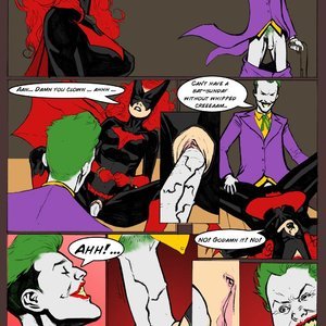 Joker vs Batwoman image 010