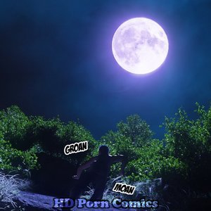 Woman by Fullmoon image 035
