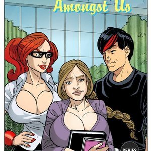 Gods Amongst Us (BE Story Club Comics) thumbnail