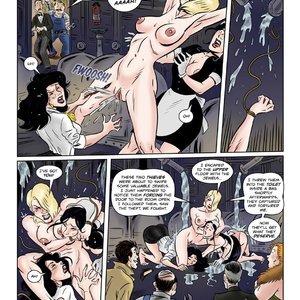Wanda Wolfe 07 (Coax Comics) image 008