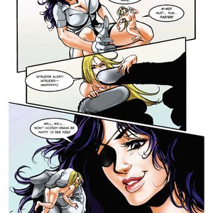 Space Gal Suzy (DreamTales Comics) image 011